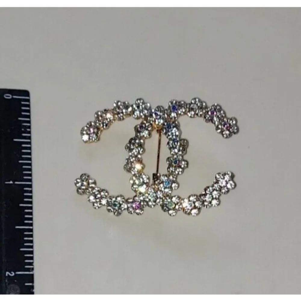 CC Brooch 1.5" AB Rhinestone Goldtoned Brooch Pin + Free Gift Bag - Picture 2 of 6